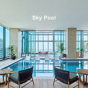 Mitsui Garden Yokohama Minatomirai Premier Hotel